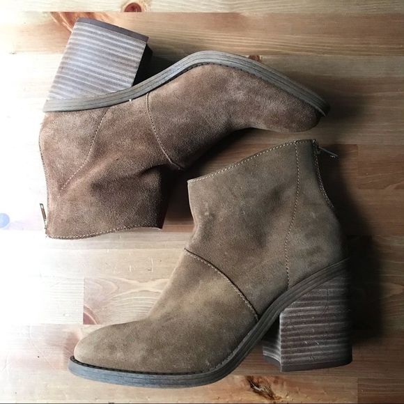 Steve Madden brown suede heeled ankle boots - Picture 2 of 9